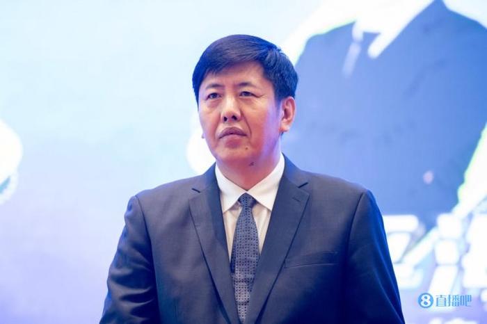 如何借助专业篮球教练提升个人声誉_1